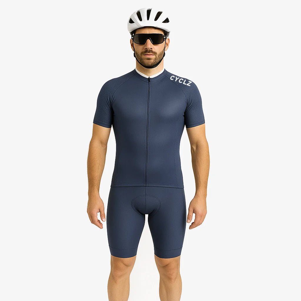 CYCLZ by Irena KollerCYCLZ® Rennrad - Set für Herren in Dunkelblau "VENTOUX" Trikot mit Hose & Underlayer