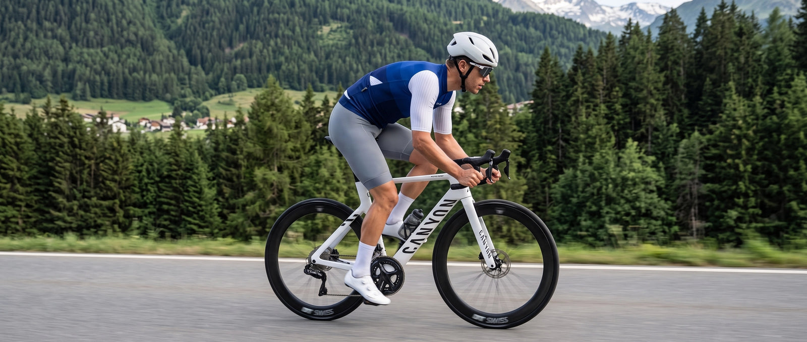 CYCLZ® Rennvelo Trikot Aero Race “Arctic Navy” – Dunkelblau / Weiss links