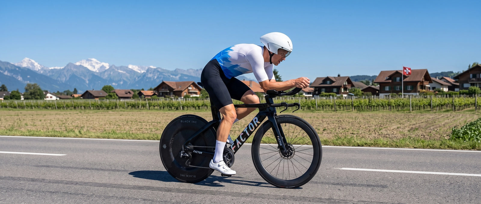 CYCLZ® WAVE STRIKE Herren Trisuit – Triathlon Einteiler links
