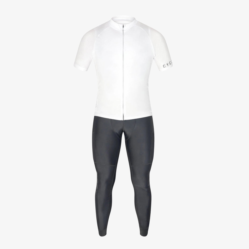 
                      
                        CYCLZ by Irena KollerCYCLZ® Mid - Season Herren Rennradset – Trikot, lange Hose und Base Layer für Übergangswetter
                      
                    