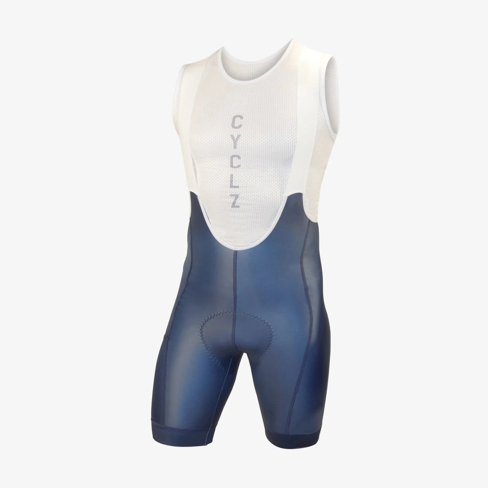 
                      
                        CYCLZ by Irena KollerCYCLZ® Rennrad - Set für Herren in Dunkelblau "VENTOUX" Trikot mit Hose & Underlayer
                      
                    
