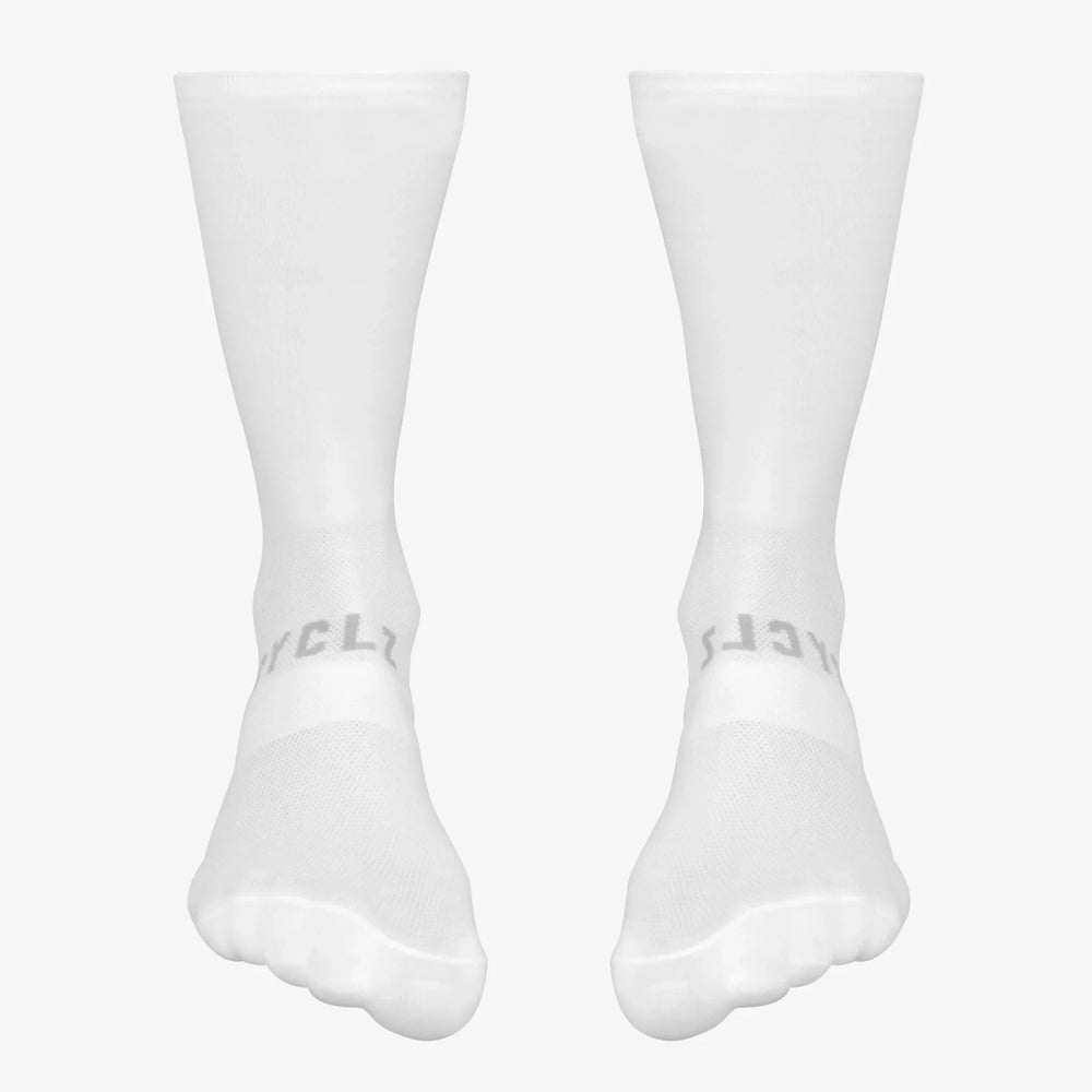 CYCLZ by Irena KollerCYCLZ® Rennrad Socken Weiss, Blau & Schwarz - Einheitsgrösse – Atmungsaktive und Schnelltrocknende Performance - Socken