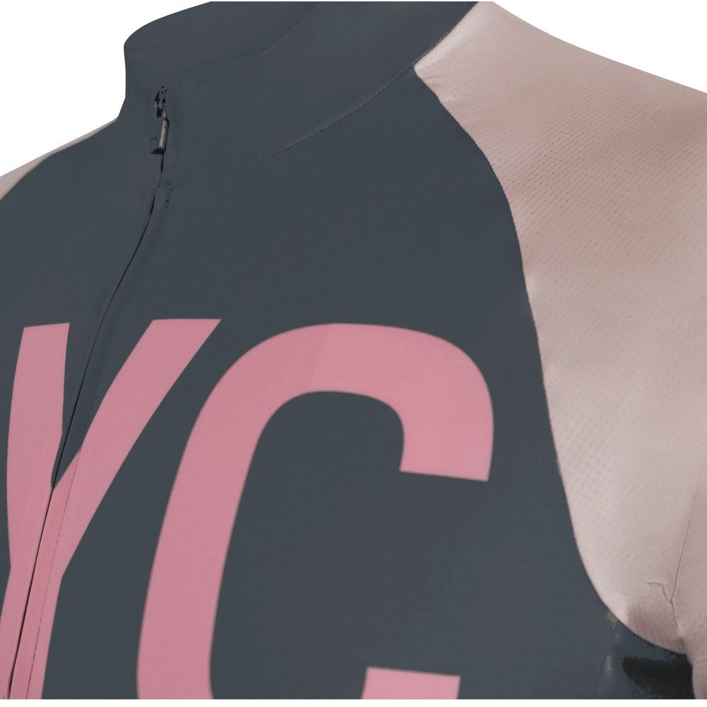 
                      
                        CYCLZ by Irena KollerCYCLZ® Rennrad Trikot "Sienna" Jersey in Dunkelblau und Pink - für Damen
                      
                    
